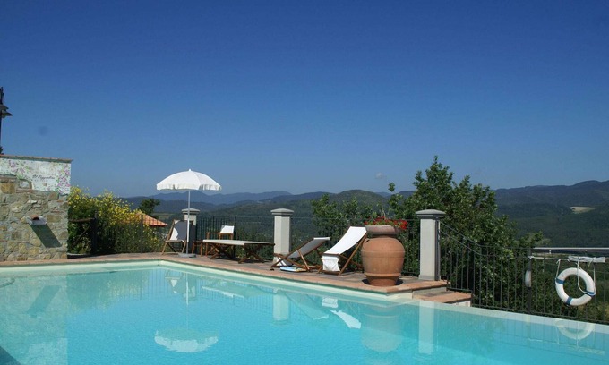 Montecarelli House | Belvilla by OYO Leccio Due