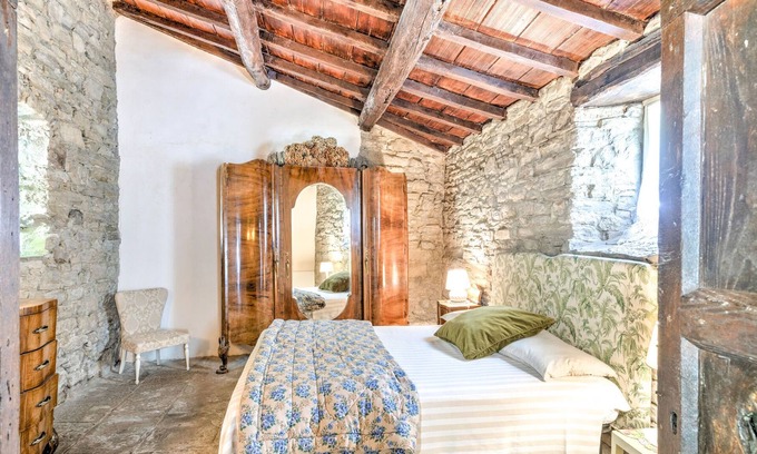 San Godenzo House | Belvilla by OYO Rustic holiday home with pool