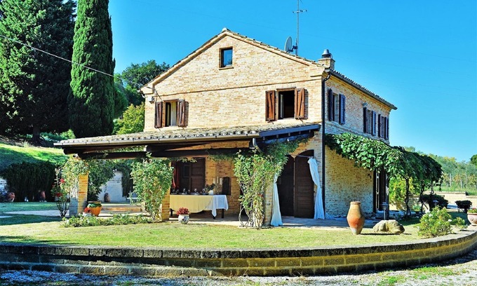 Montecosaro Villa | Belvilla by OYO Villa Zimmerman