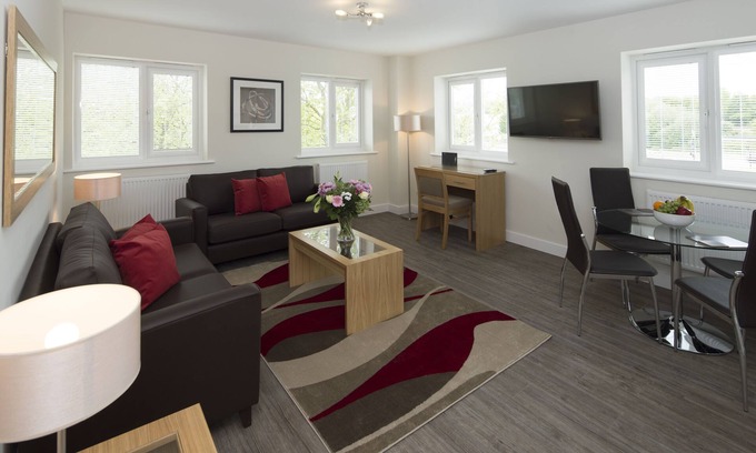 Bracknell Apartment | Beneficial House by House of Fisher