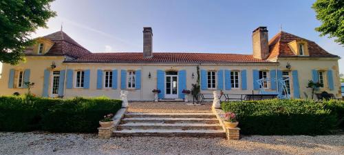 Saint-Laurent-des-Vignes Bed & Breakfast | Bergerac Chambre d'hôte oiseaux de paradis