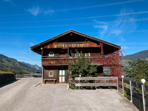 Fuegenberg Apartment | Berghaus Wiesegg - Uriges Tiroler