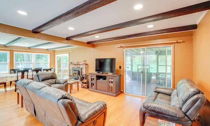New Lebanon House | Berkshire Hideaway w/Fire Pit & Playground!