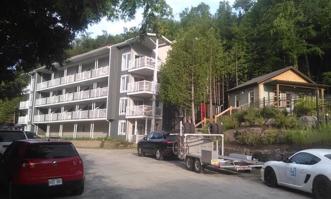 Mont-Tremblant Village Apartment | Bernache