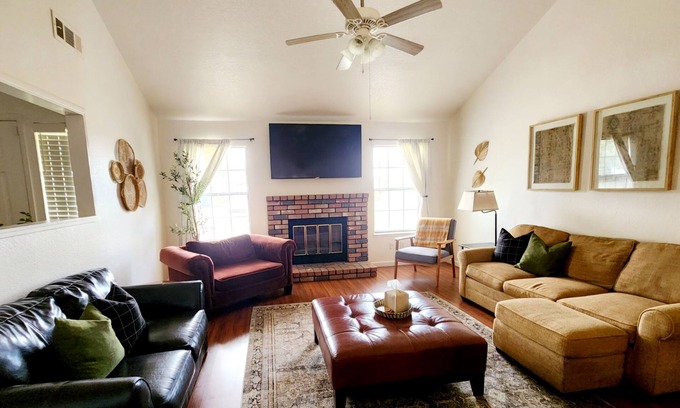 Turlock House | Bespoke Home In The Heart Of Turlock