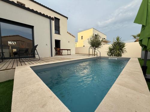 Bessan Villa | Bessan Villa Jungle 6p 3ch Pool Garden