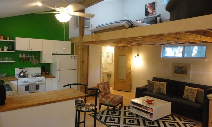 South River City House | Best Central Location/Private Urban Oasis/Travis Heights Near SoCo & Downtown