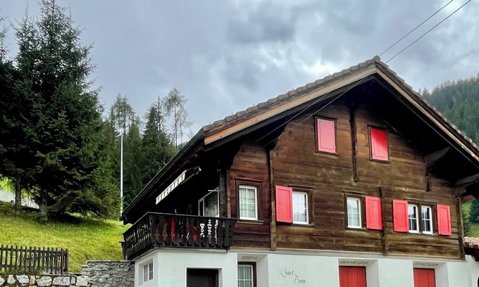 Klosters-Serneus House | Best deal in town-only Chalet in center of Kloster-Platz with 8 beds