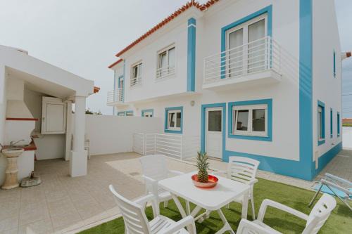 Atouguia da Baleia House | Best Houses 105 - A Vivenda