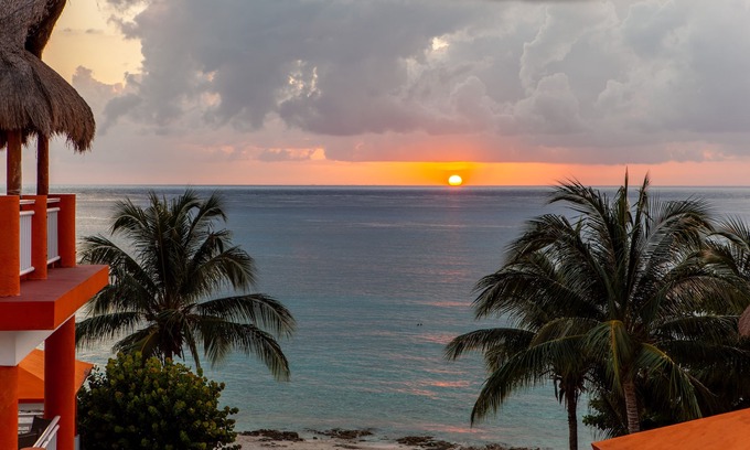 Cozumel Condo | BEST IN PARADISE! PENTHOUSE WITH PRIVATE ROOFTOP TERRACE & UPGRADED KITCHEN!