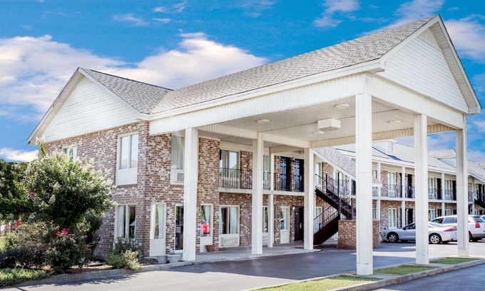 Manning Hotel | Best Inn Manning