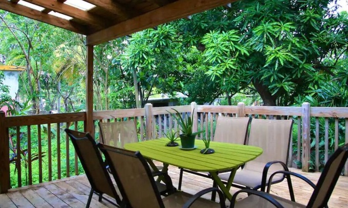 Esperanza Apartment | BEST LOCATION-CASA MANGÓ nCharming 2-bedroom apartment with WiFi n>Pet friendly<