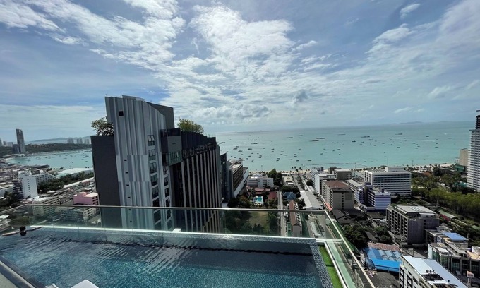 Pattaya Bay Apartment | Best Location Central Pattaya - Nightlife, Beach, Sea- Guest Friendly