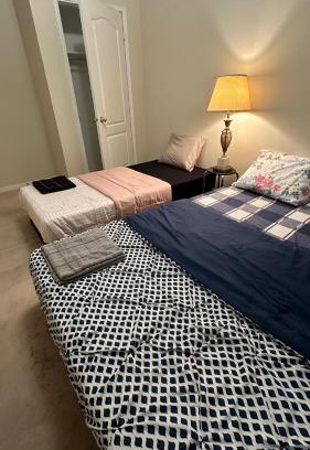 Brampton House | Best Location In Brampton for 3- Walking distance to Chalo Freshco, Bus Stop, Shopping!!!