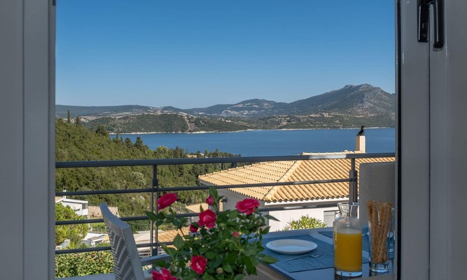 Katouna Apartment | Best memories are from holidays. Create one of them right here!