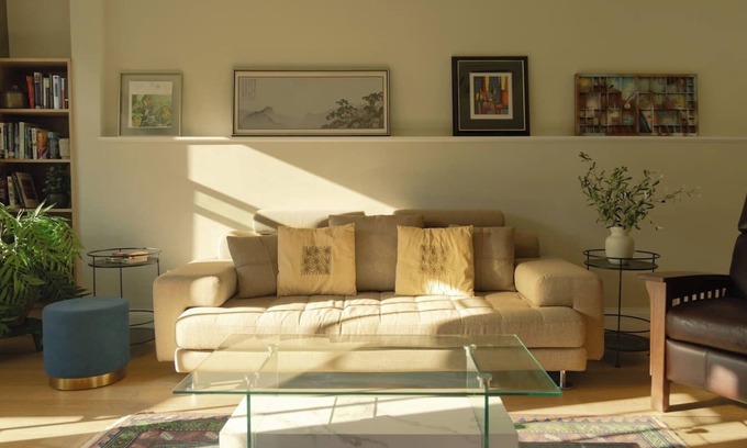 Rockridge House | BEST neighborhood in Rockridge! Walk to everything
