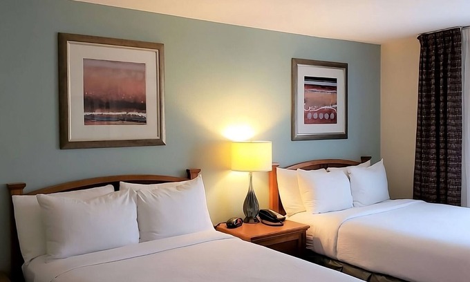 Vance Jackson Apartment | Best Place to Enjoy! Kid-friendly Accommodation w/Free Breakfast! Pool Onsite!