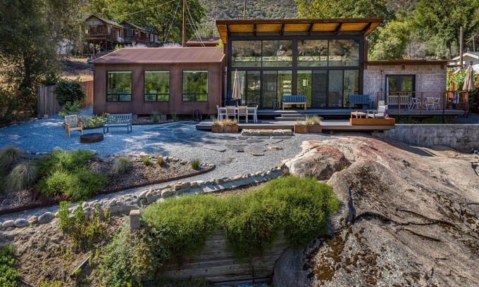 Three Rivers House | Best Swimming Hole in Town - Five Bedrooms - All King Beds!