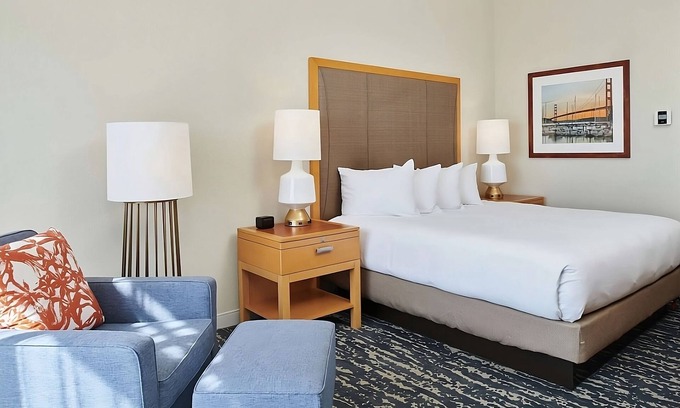 Berkeley Hotel | Best Value, Quality Stay! Pets Allowed, Near Oakland Museum of California