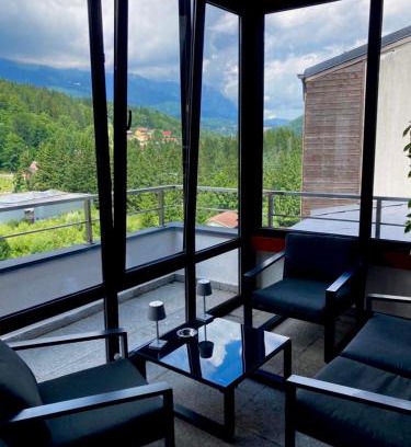 Sinaia Apartment | Best View Ap with Parking And 2 Bathrooms