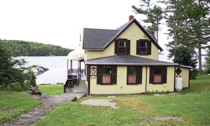 Bayville House | Best view in East Boothbay , Maine - 4 Bedroom Oceanfront Cottage