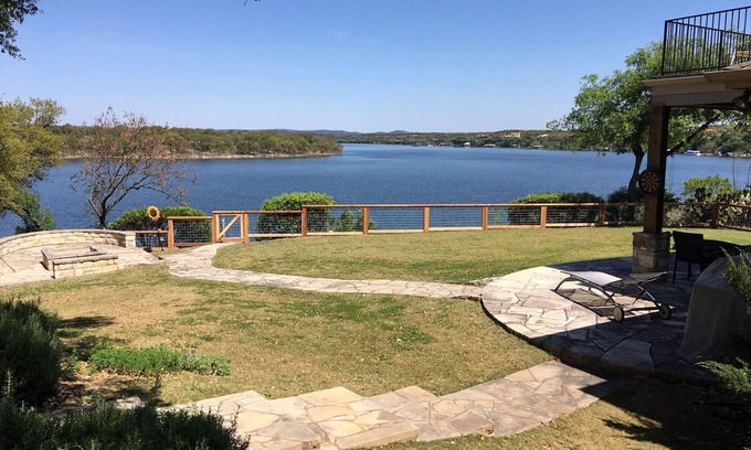 Naumanns Camp House | Best View on Lake Travis! Lovely home!
