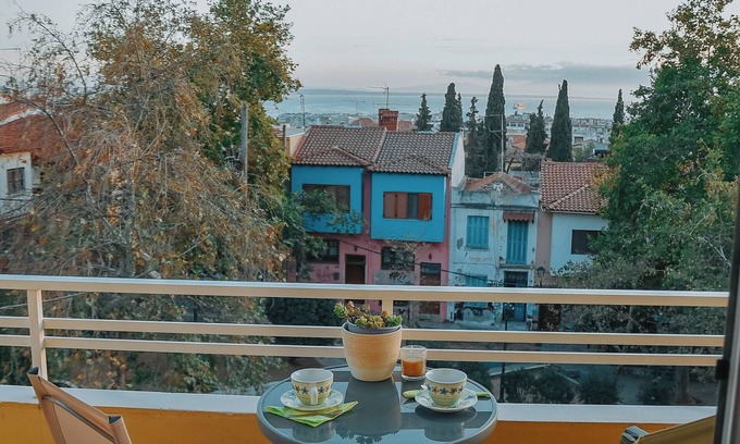 Agios Pavlos Condo | Best Views in Old Town (Ano Poli)