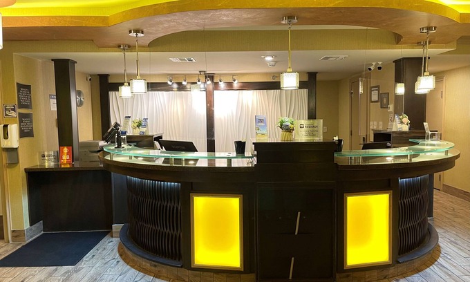 Fort Smith Hotel | Best Western Aspen Hotel