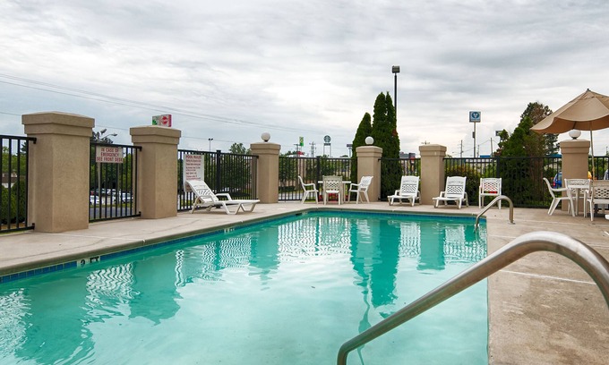 Commerce Hotel | Best Western Commerce Inn