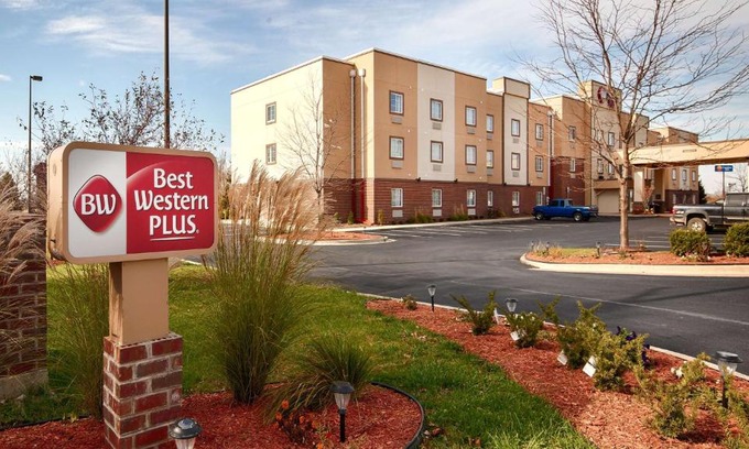 Crawfordsville Hotel | Best Western Plus Crawfordsville Hotel