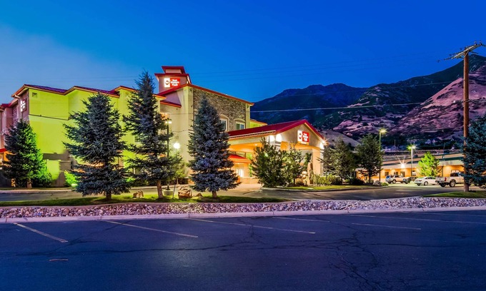 Uintah Hotel | Best Western Plus Canyon Pines