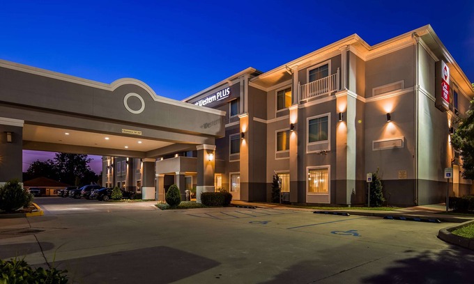 Chalmette Hotel | Best Western Plus Chalmette Hotel