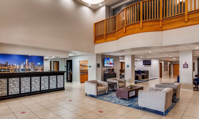 Champaign Hotel | Best Western Plus Champaign/Urbana Inn