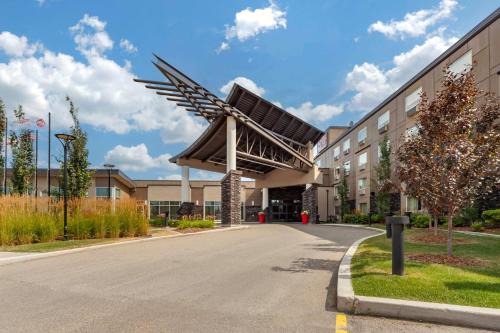 Leduc Hotel | Best Western Plus Edmonton Airport Hotel