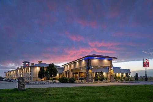 Kearney Hotel | Best Western Plus Mid Nebraska Inn & Suites