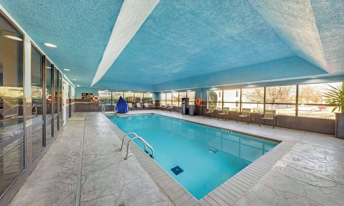 Midwest City Hotel | Best Western Plus Midwest City Inn & Suites