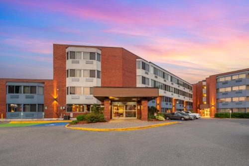Civic Hospital - Experimental Farm - Central Park Hotel | Best Western Plus Ottawa City Centre