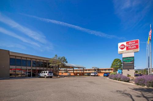 Raton Hotel | Best Western Plus Raton Hotel