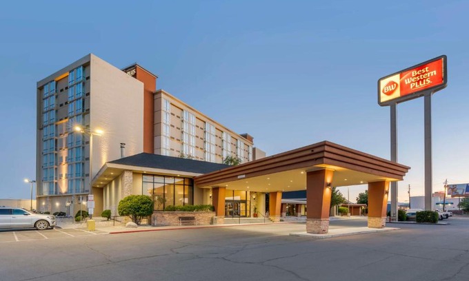 Sparks Hotel | Best Western Plus Sparks-Reno Hotel