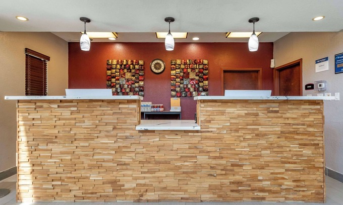 Victoria Hotel | Best Western Plus Victoria Inn & Suites