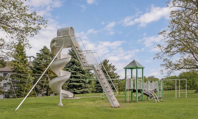 Port Huron Hotel | Best Western Port Huron Blue Water Bridge