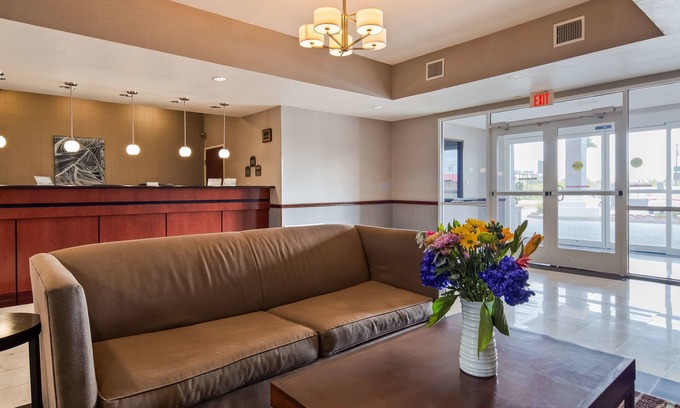 Refugio Hotel | Best Western Refugio Inn
