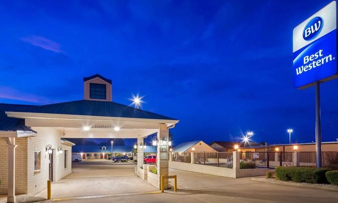 Gonzales Hotel | Best Western Regency Inn & Suites