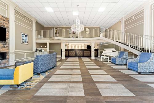 Macon Hotel | Best Western Riverside Inn