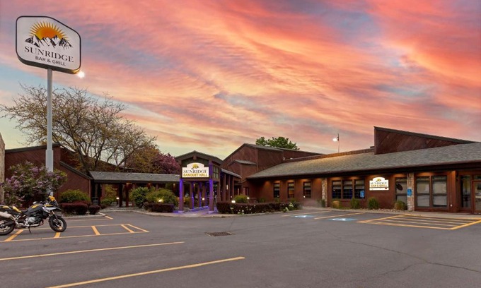 Baker City Hotel | Best Western Sunridge Inn & Conference Center