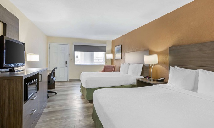 Superstition Springs Hotel | Best Western Superstition Springs Inn