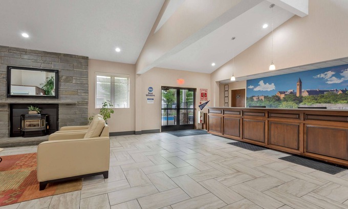 Ithaca Hotel | Best Western University Inn