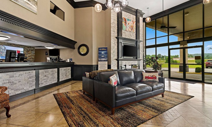 Fayetteville Hotel | Best Western Windsor Suites