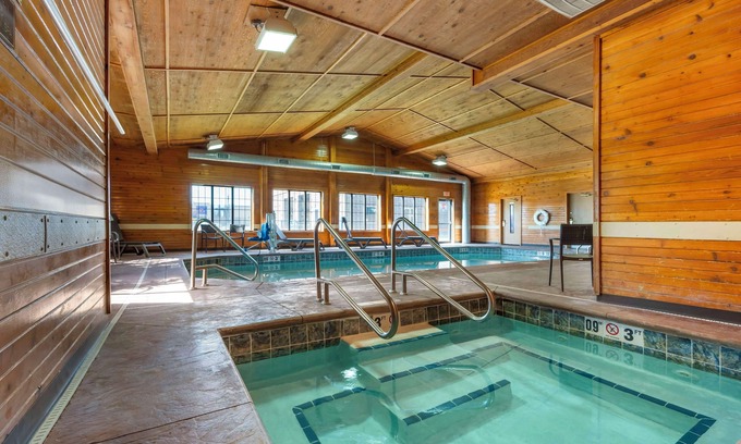Laurel Hotel | Best Western Yellowstone Crossing