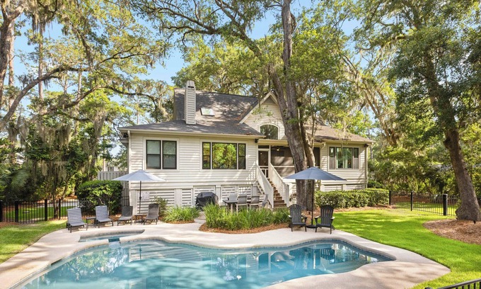 Heritage Woods House | BESTNEST by Beverly Serral: 74 Baynard Cove Road *Private Pool*